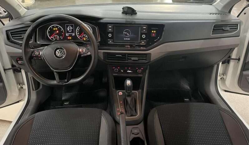 
								Volkswagen Polo  Comfortline TSI 1.0 Turbo full									