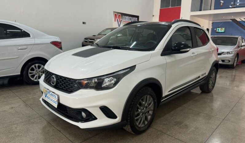 
								Fiat Argo  Trekking 1.3 full									