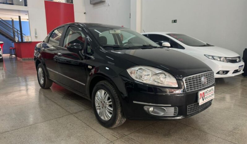 
								Fiat Linea  Essence1.8 full									