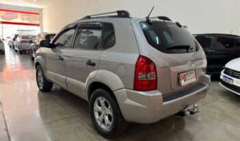 
									Hyundai Tucson  GL 20 L full								