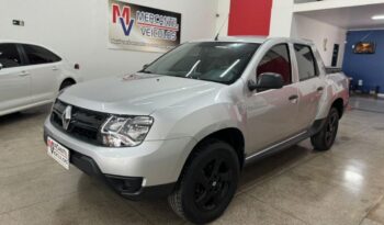 
									Renault Duster Oroch  4X2 full								