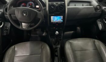 
									Renault Duster Oroch  4X2 full								