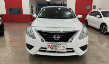 
									Nissan Versa  1.6 full								