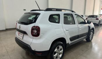 
									Renault Duster  1.6 ZEN full								