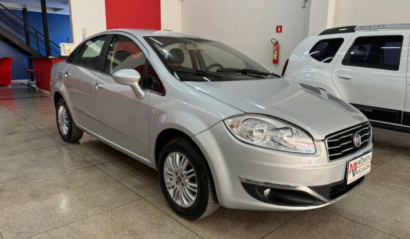 
								Fiat Linea  1.8 Essence full									