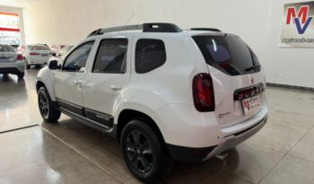 
									Renault Duster  2.0 Dakar 4X4 full								