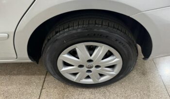 
									Volkswagen Voyage  1.0 full								