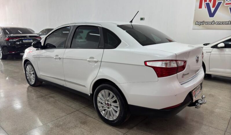 
								Fiat Grand Siena  1.6 Essence full									