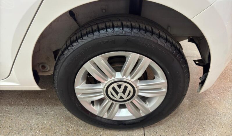 
								Volkswagen UP  1.0 Turbo Move TSI full									