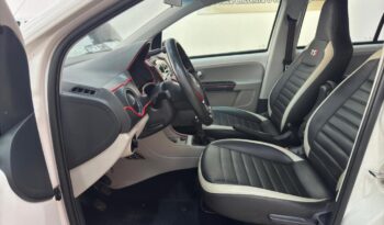 
									Volkswagen UP  1.0 Turbo Move TSI full								