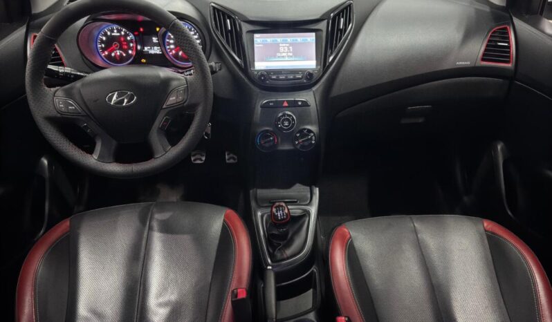 
								Hyundai HB20  1.6 Comfort Plus R Spec full									