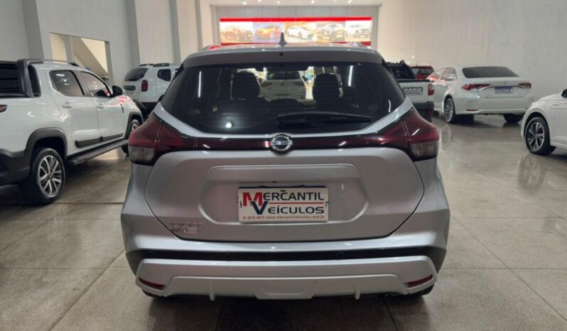 
								Nissan Kicks  1.6 Sense full									