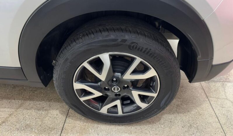 
								Nissan Kicks  1.6 Sense full									