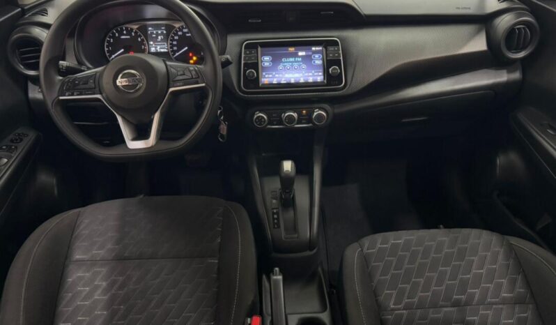 
								Nissan Kicks  1.6 Sense full									