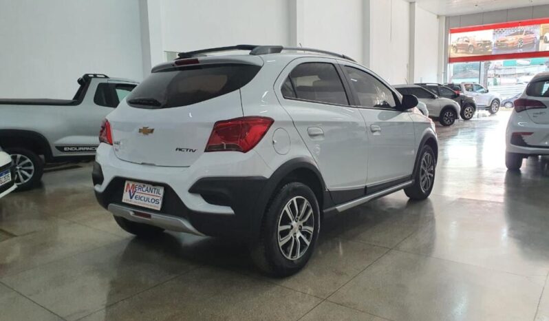 
								Chevrolet Onix  1.4 Atractiv full									
