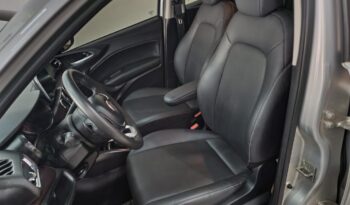 
									Fiat Cronos  1.8 Precision full								