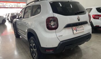 
									Renault Duster  1.6 Iconic full								