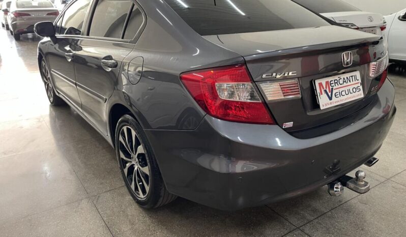 
								Honda Civic  2.0 LXR full									