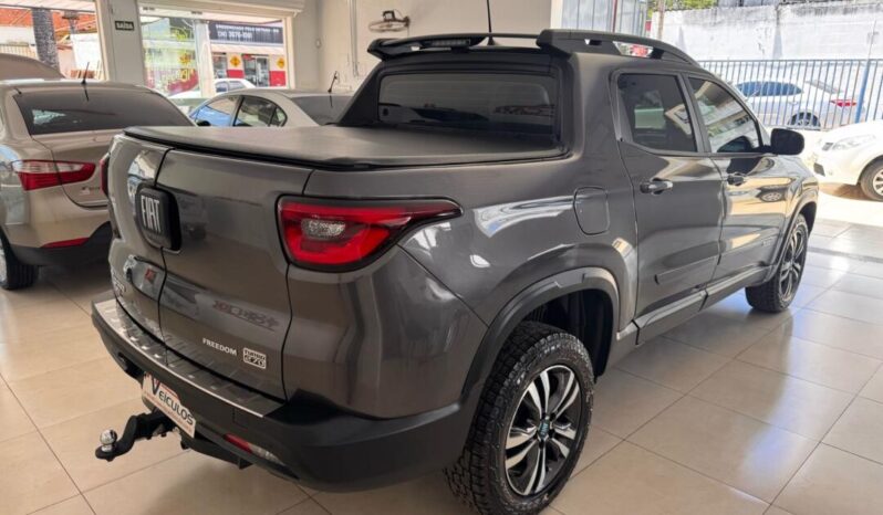 
								Fiat Toro  1.3 Freedom full									