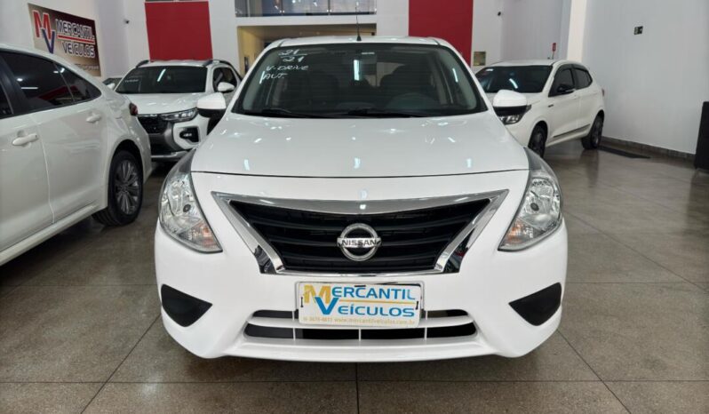 
								Nissan Versa  1.6 V-drive full									