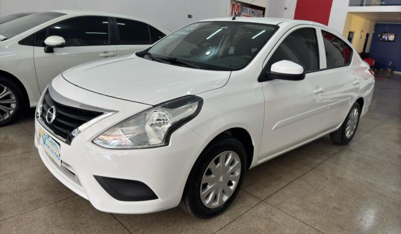 
								Nissan Versa  1.6 V-drive full									