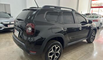
									Renault Duster  1.6 Iconic full								