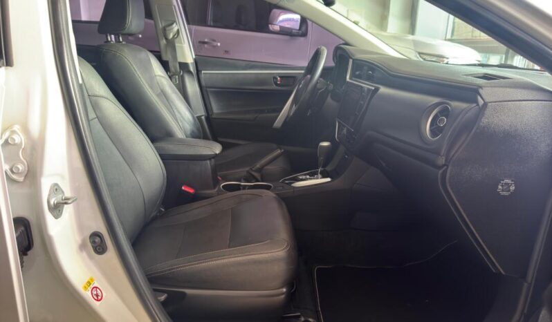 
								Toyota Corolla  2.0 XEI full									