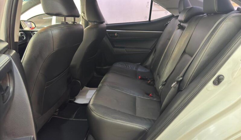 
								Toyota Corolla  2.0 XEI full									