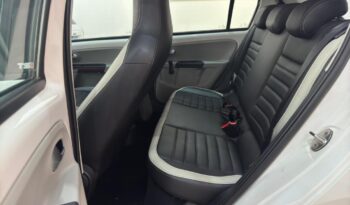 
									Volkswagen UP  1.0 Turbo Move TSI full								