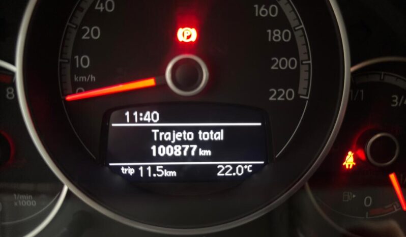 
								Volkswagen UP  1.0 Turbo Move TSI full									