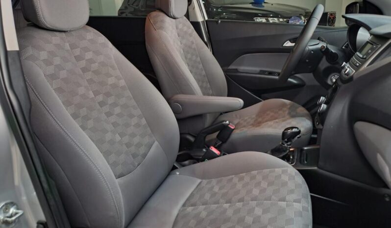 
								Hyundai HB20  1.6 Premiere full									