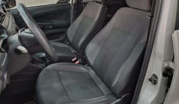 
									Volkswagen Voyage  1.0 Trendline full								
