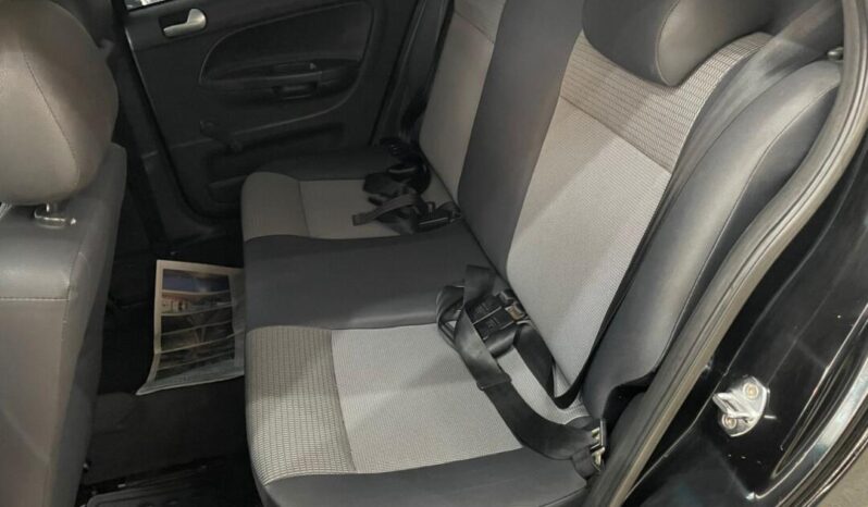 
								Volkswagen Voyage  1.0 G5 full									