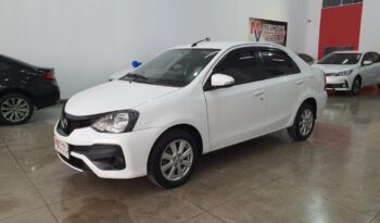 
									Toyota Etios  1.5 X Plus full								