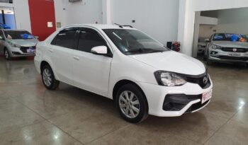 
									Toyota Etios  1.5 X Plus full								