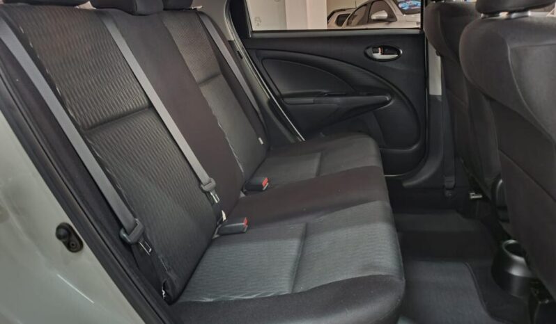 
								Toyota Etios  1.5 X Plus full									