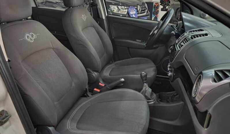 
								Fiat Grand Siena  1.4 Attractiv full									