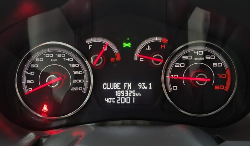 
								Fiat Palio  1.6 Essence full									