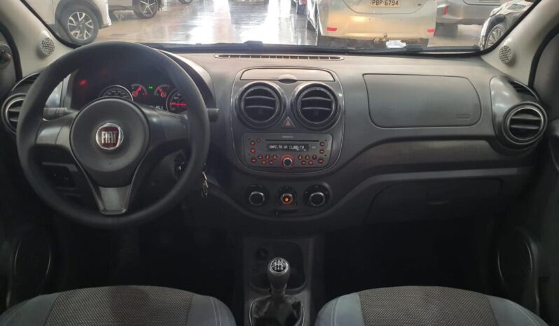
								Fiat Palio  1.6 Essence full									