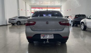 
									Fiat Grand Siena  1.6 Essence full								