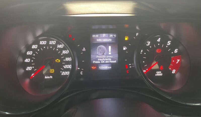 
								Fiat Cronos  1.8 Precision full									