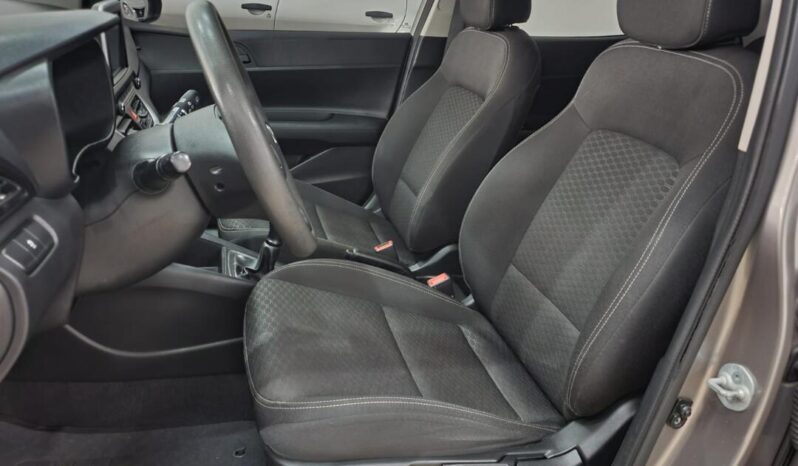 
								Hyundai HB20  1.0 Vision full									