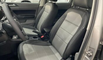 
									Volkswagen Polo  1.0 Confortline Turbo full								