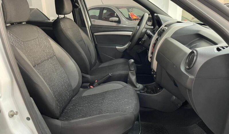
								Renault Duster  1.6 Expression full									