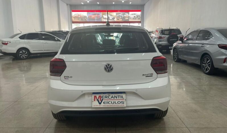 
								Volkswagen Polo  1.0 Highline full									