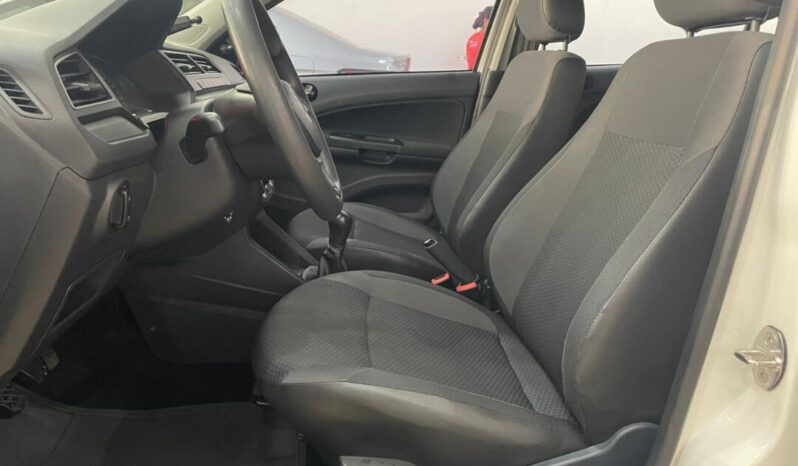 
								Volkswagen Gol  1.6 G8 full									