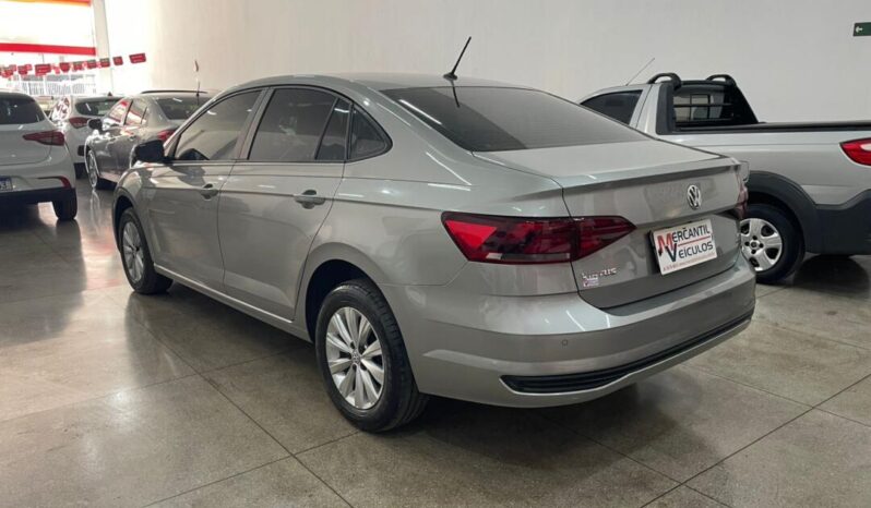 
								Volkswagen Virtus  1.6 full									