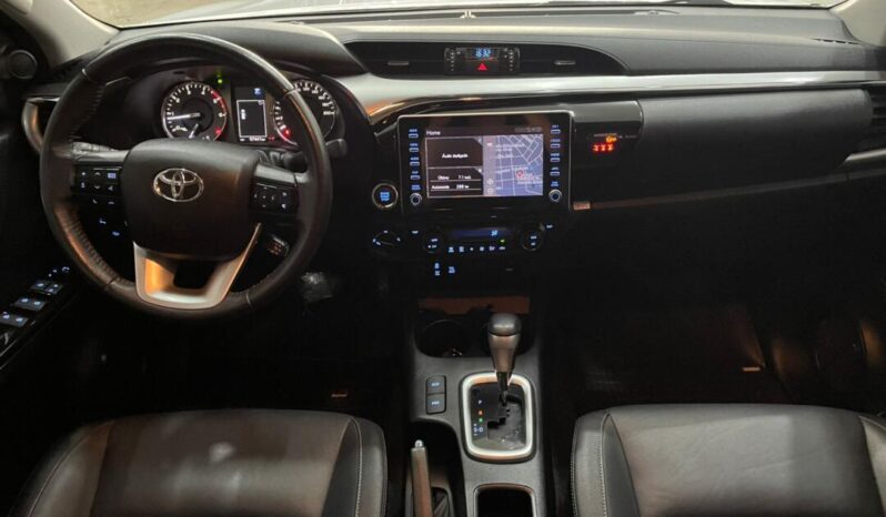 
								Toyota Hilux  2.8 Toyota Hilux SRV full									