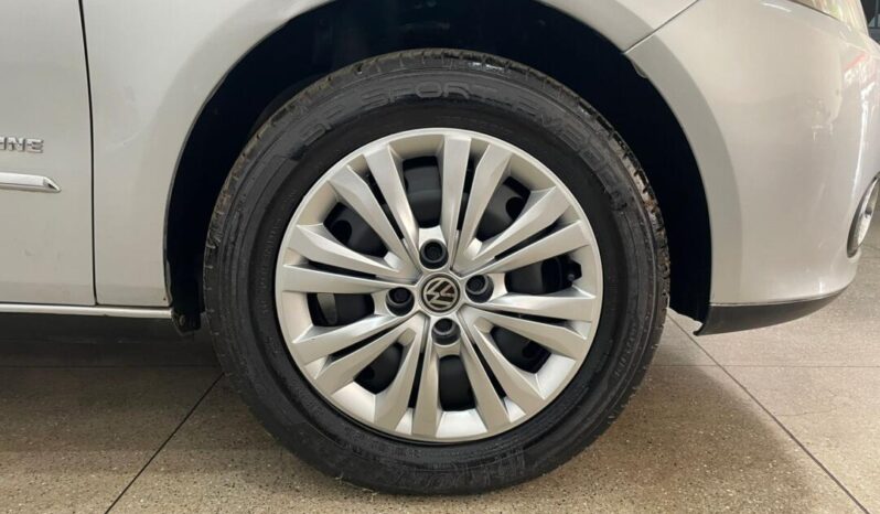 
								Volkswagen Voyage  1.6 Comfortline full									