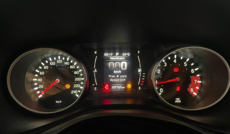 
								Fiat Toro  1.8 Freedom full									